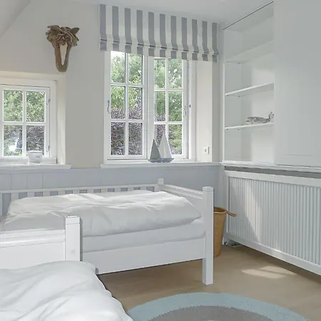 Holiday home Lewe Daaling 2 Nieblum